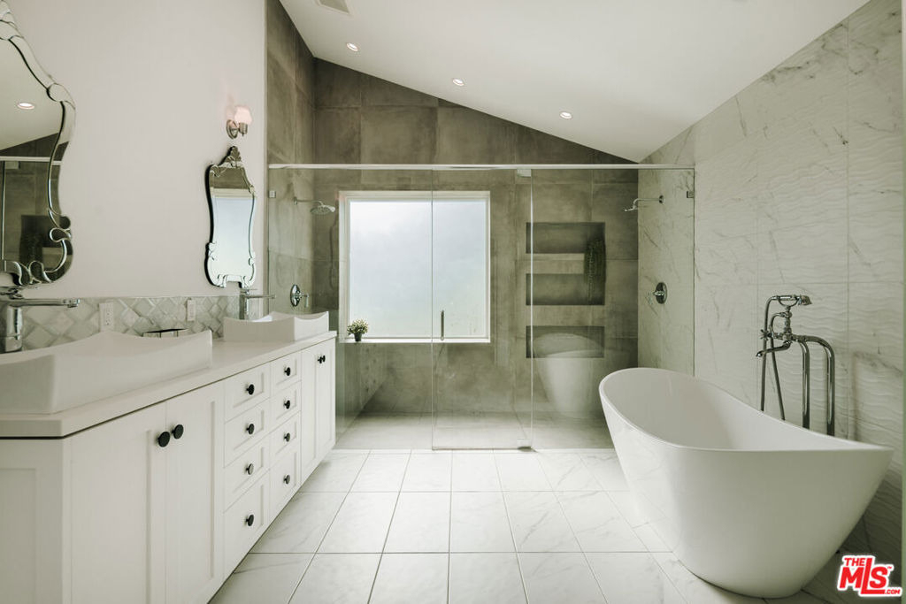 18013 Sea Reef Drive - Photo 10