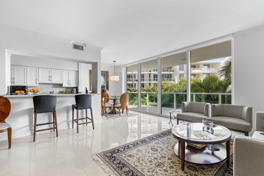 500 Se Mizner Boulevard - Photo 0