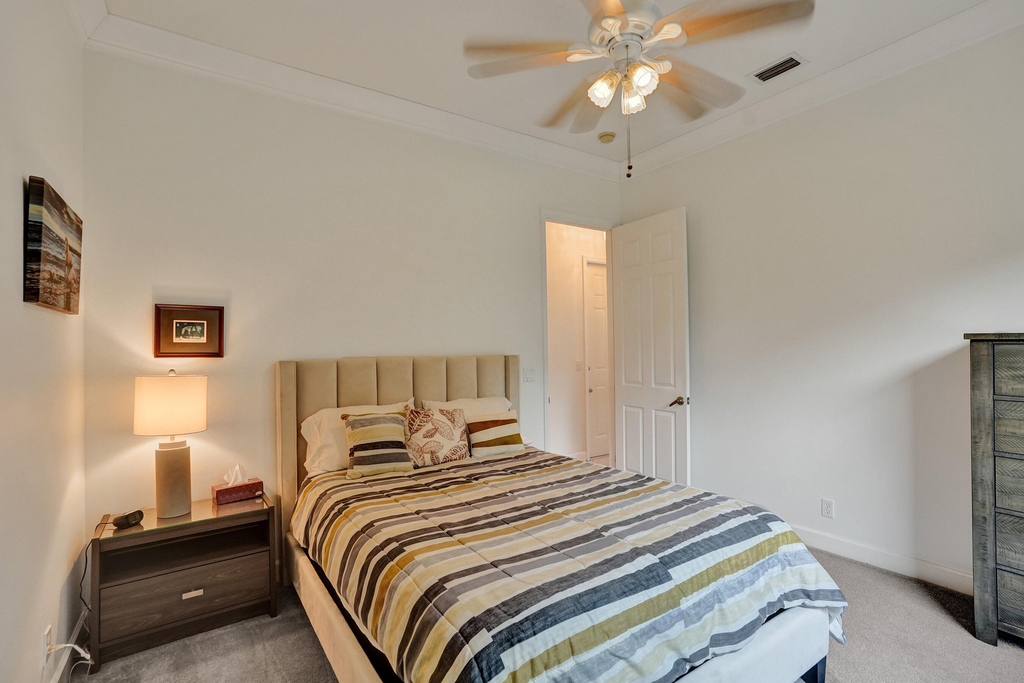 15910 Lindbergh Lane - Photo 16