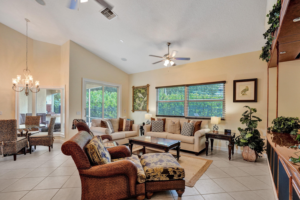 15910 Lindbergh Lane - Photo 28