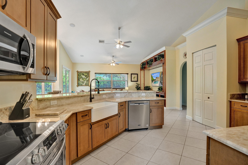 15910 Lindbergh Lane - Photo 31