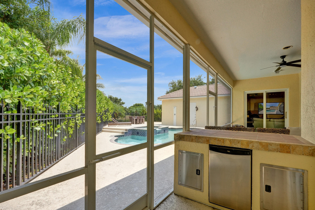 15910 Lindbergh Lane - Photo 37