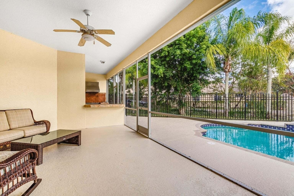 15910 Lindbergh Lane - Photo 45