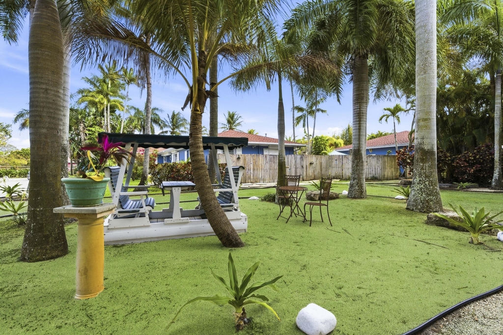 4268 Maurice Drive - Photo 8