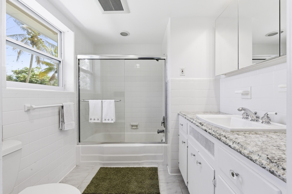 4268 Maurice Drive - Photo 28