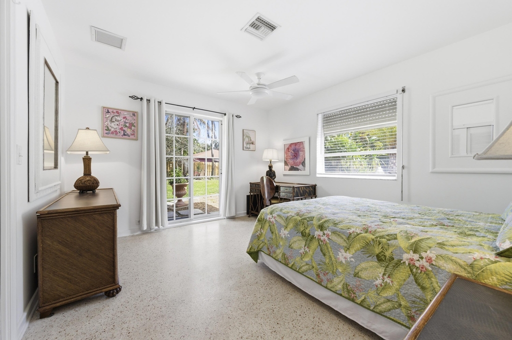 4268 Maurice Drive - Photo 22