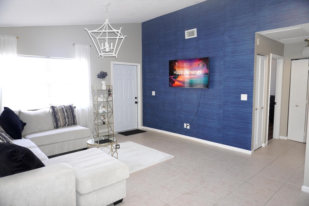 8731 Uranus Terrace - Photo 4