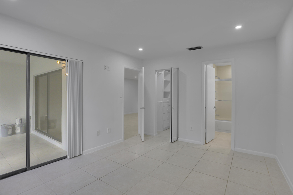 315 Nw 36th Avenue - Photo 15