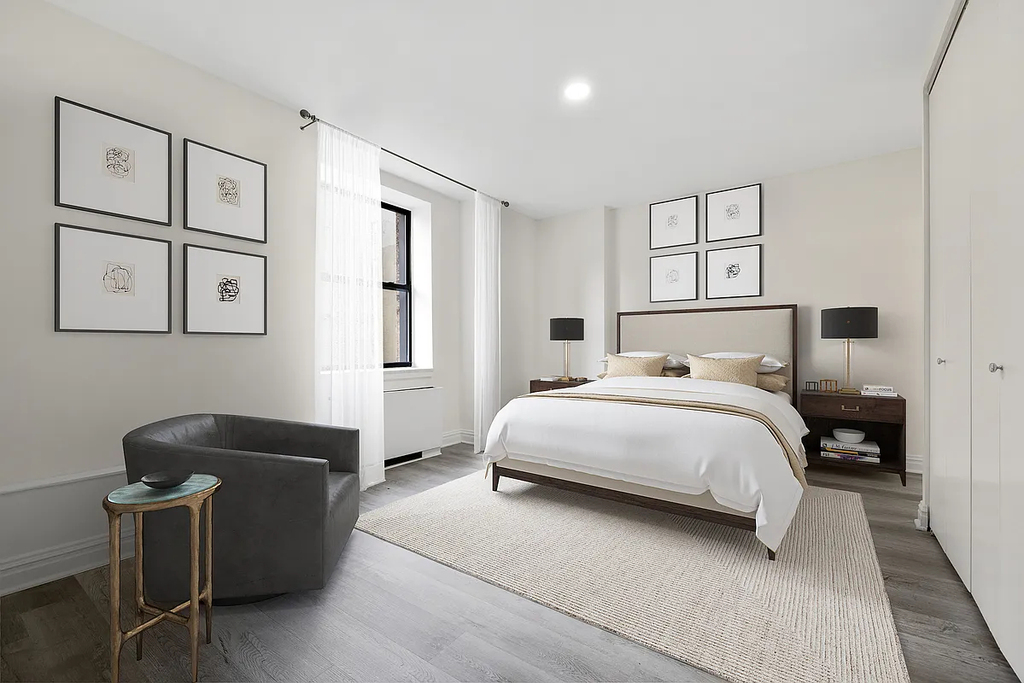 W 34th Street - Photo 5