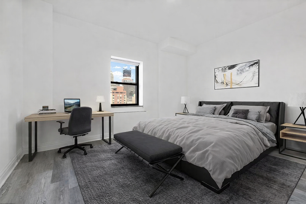 W 34th Street - Photo 1