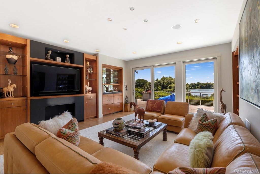 316 Deerfield Road - Photo 6