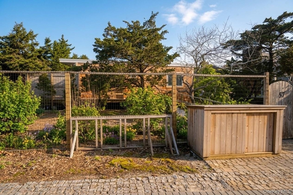 57 Juniper Avenue - Photo 0
