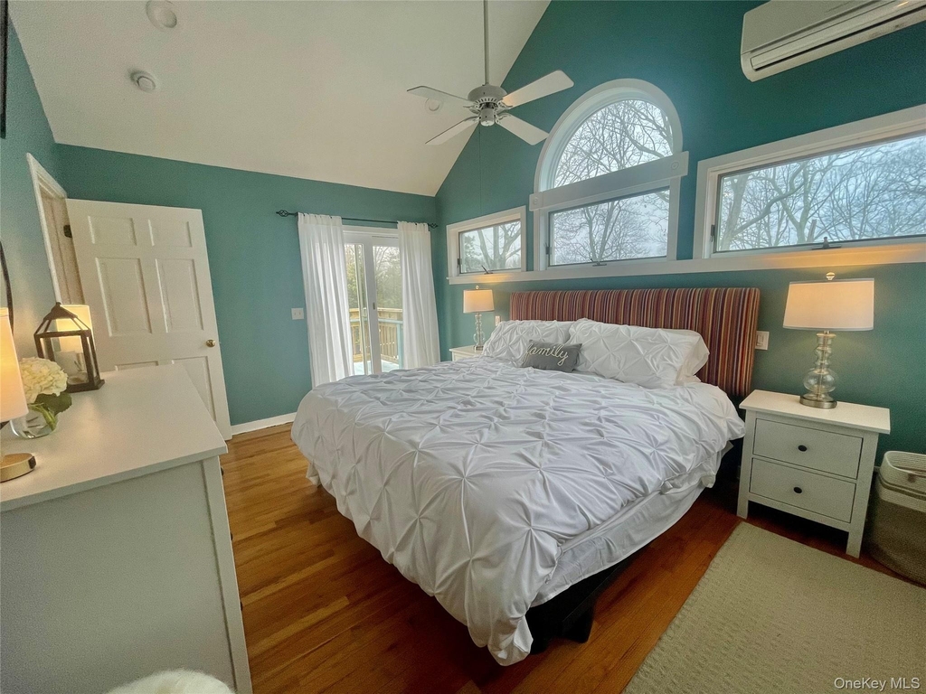 205 Pine Avenue - Photo 3