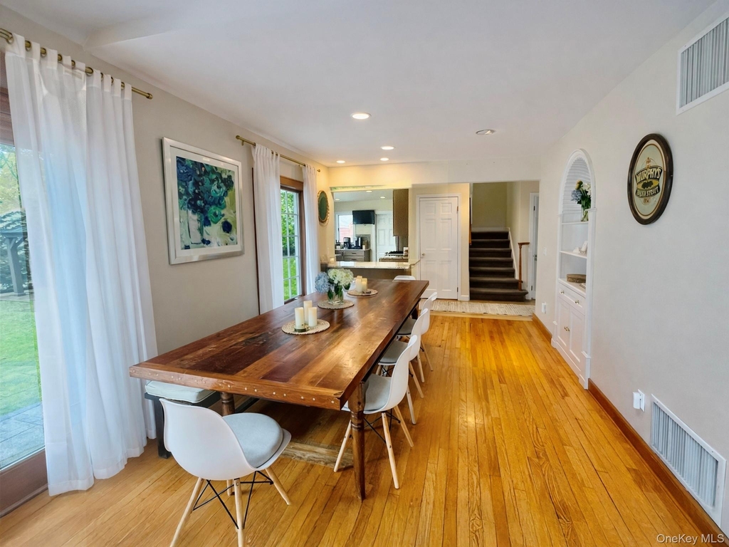 205 Pine Avenue - Photo 12