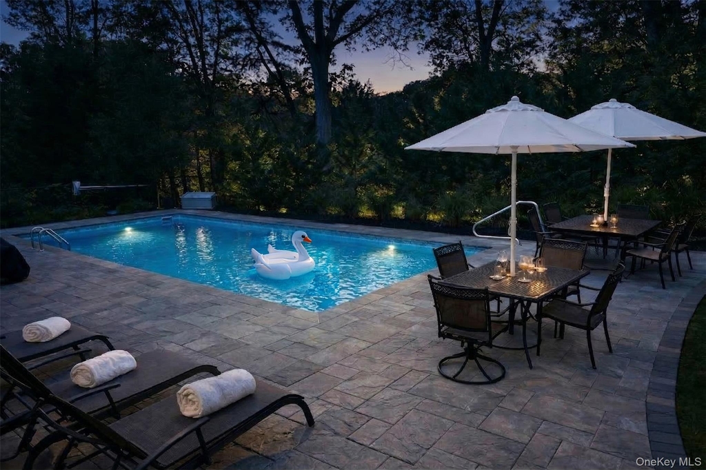 205 Pine Avenue - Photo 23
