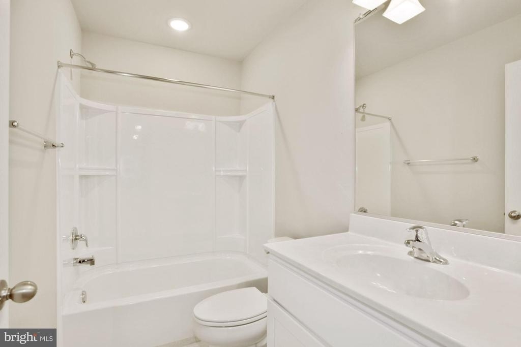 5609 Finley Rose Court - Photo 15