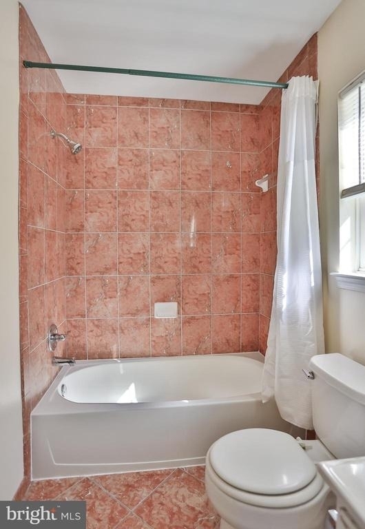 17259 Larkin Drive - Photo 10