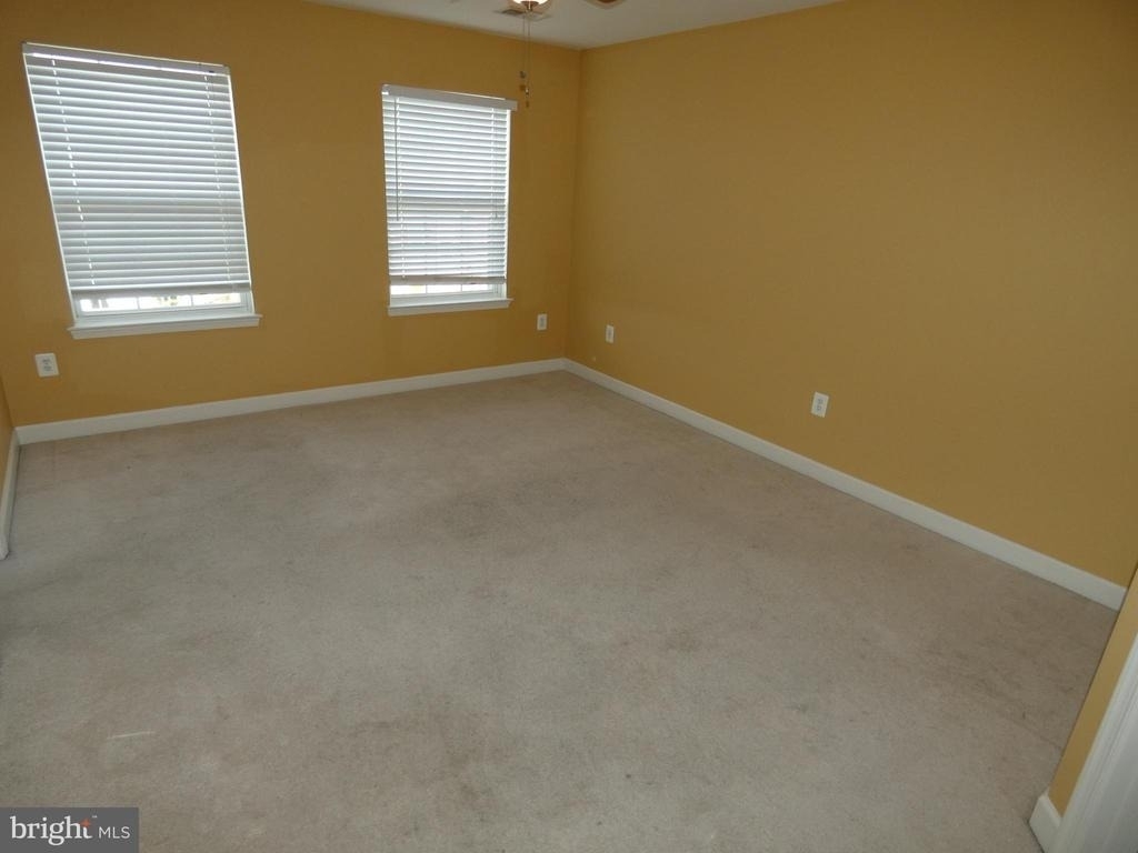 1308 Saunders Drive - Photo 13