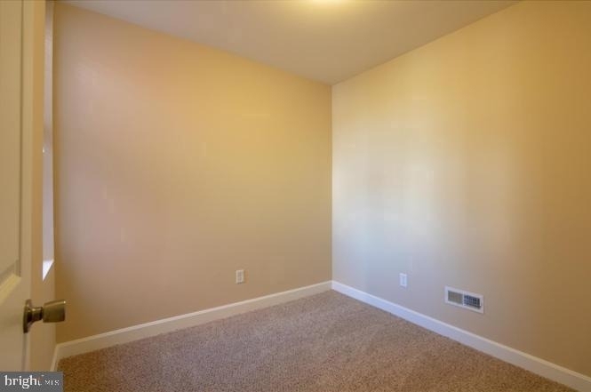 6241 N Woodstock Street - Photo 8