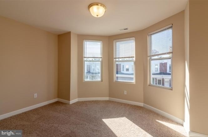 6241 N Woodstock Street - Photo 6