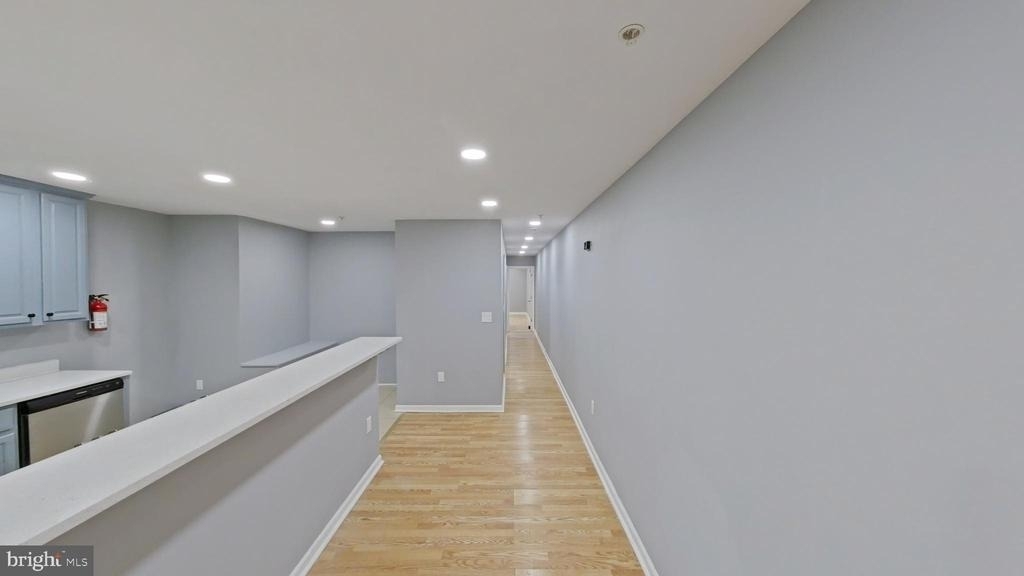1831 W Diamond Street - Photo 2