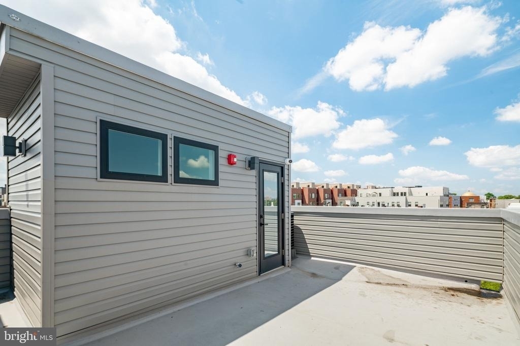 930 N 2nd Street - Photo 18