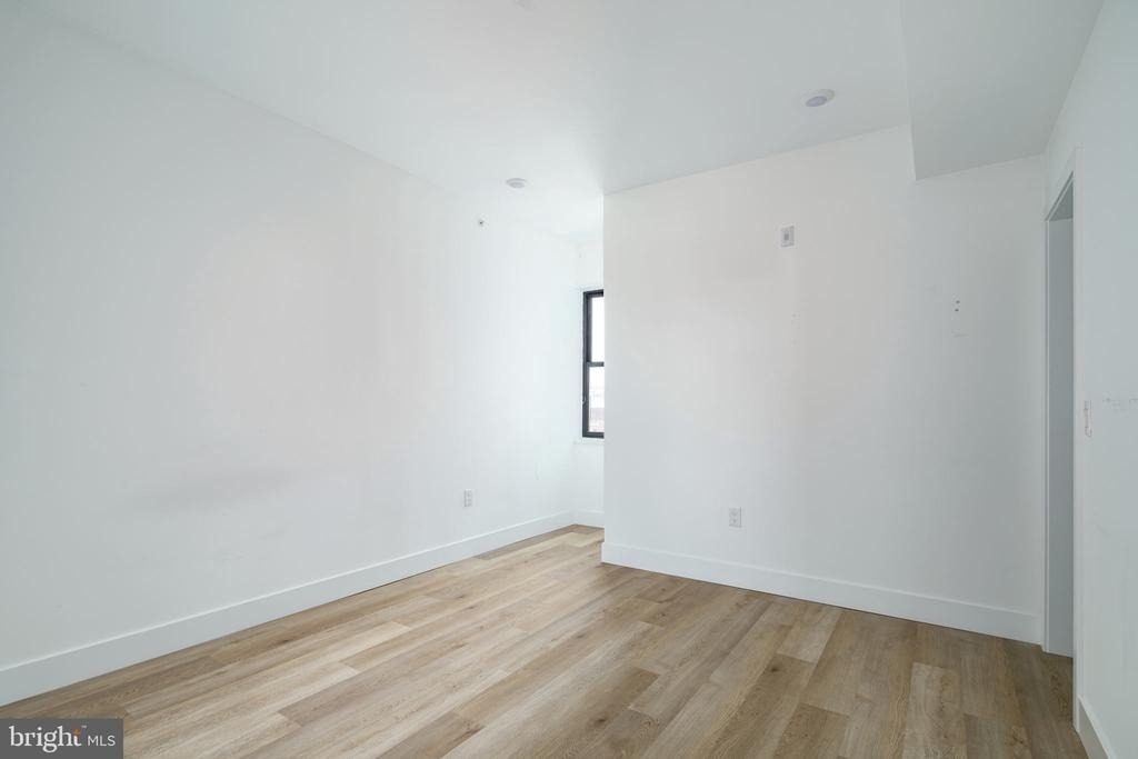 930 N 2nd Street - Photo 13