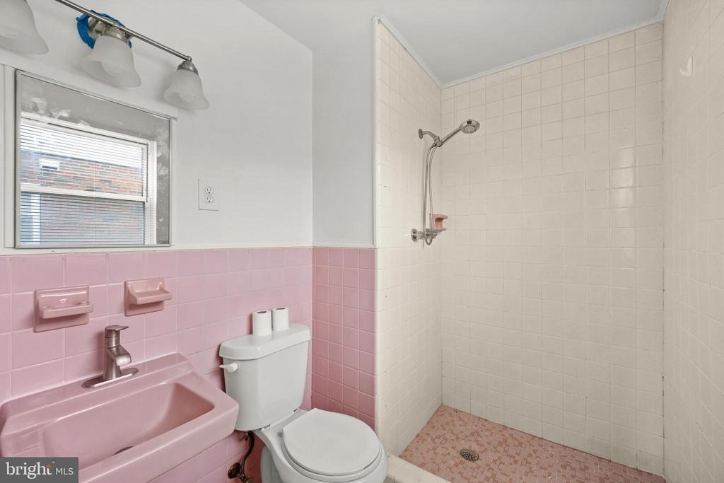 7727 Langdon Street - Photo 20