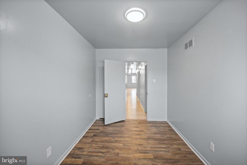 7727 Langdon Street - Photo 16