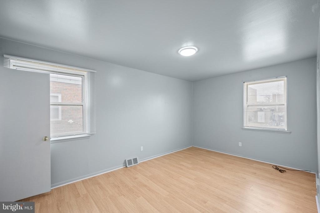 7727 Langdon Street - Photo 18