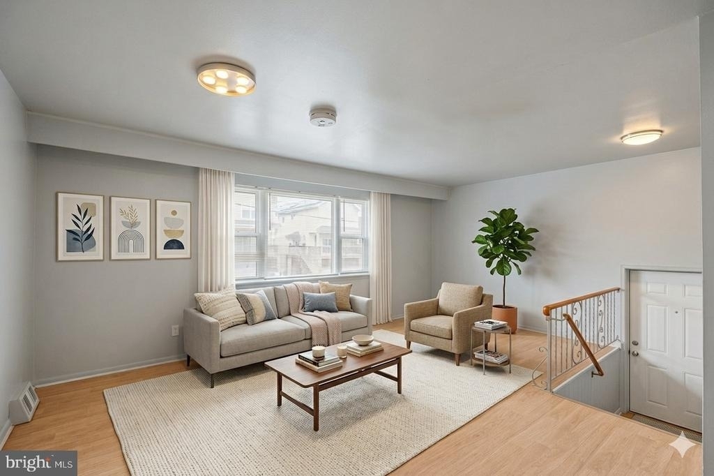 7727 Langdon Street - Photo 2