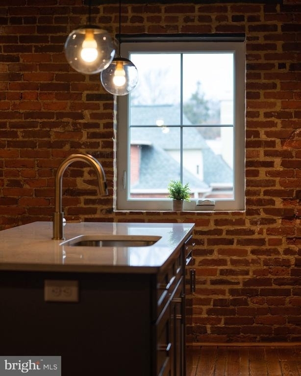 437 W Grant Street - Photo 21