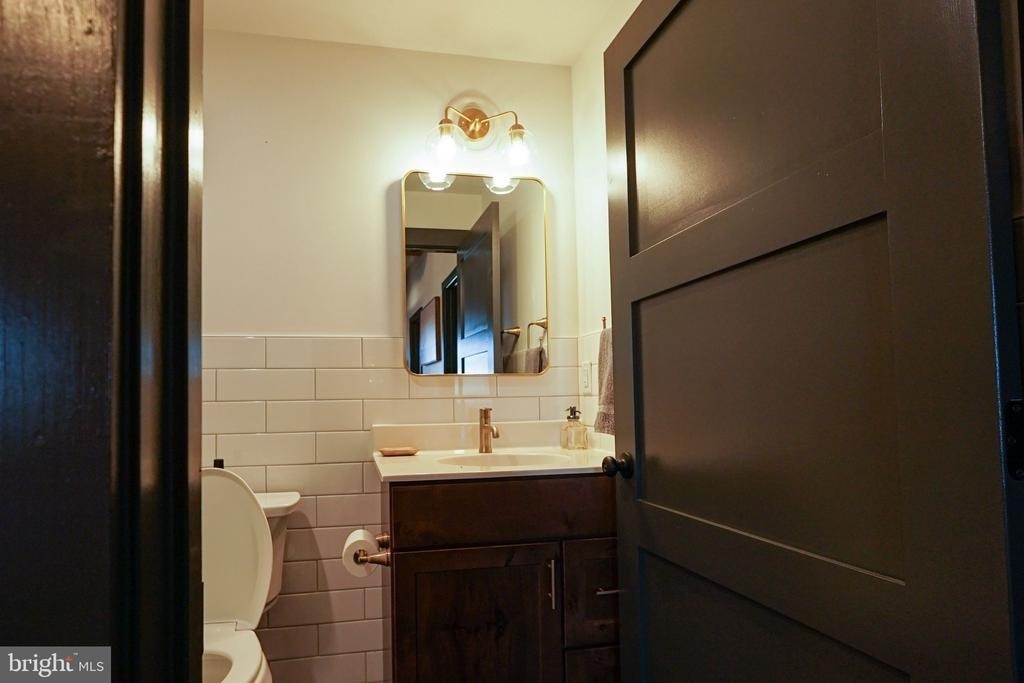 437 W Grant Street - Photo 24
