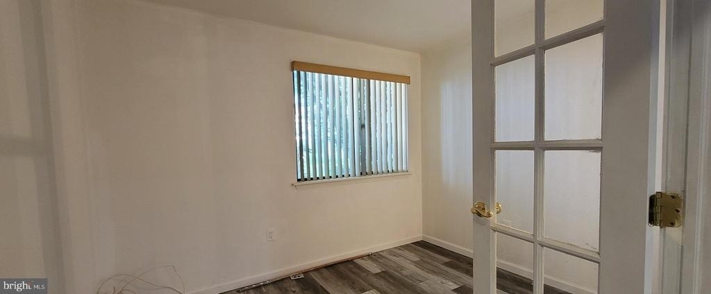 2209 Greenwood Drive - Photo 4
