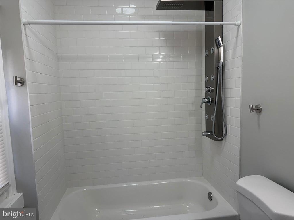 244 Mansion Avenue - Photo 13