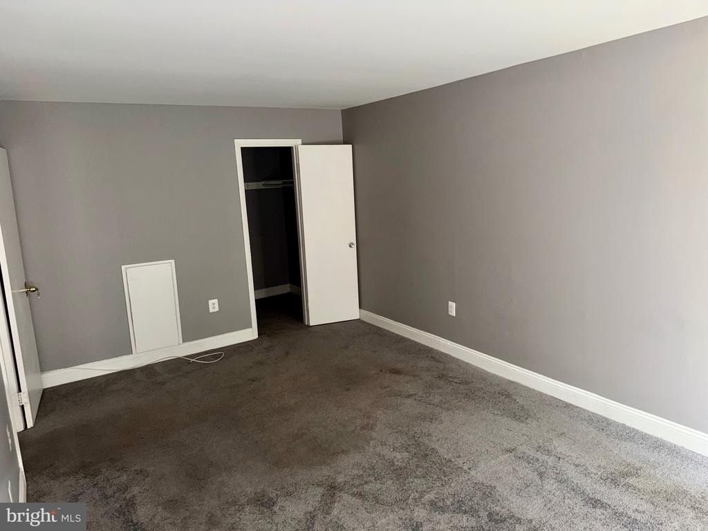 5215 Newton Street - Photo 4