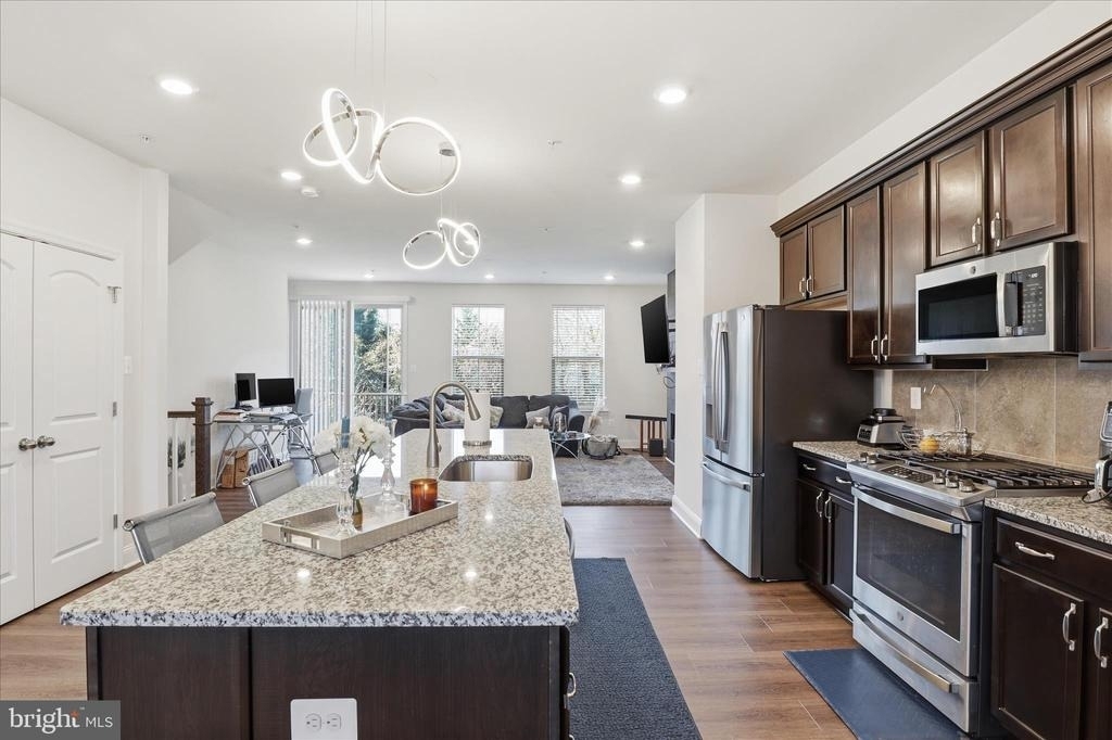 16416 Fife Way - Photo 11