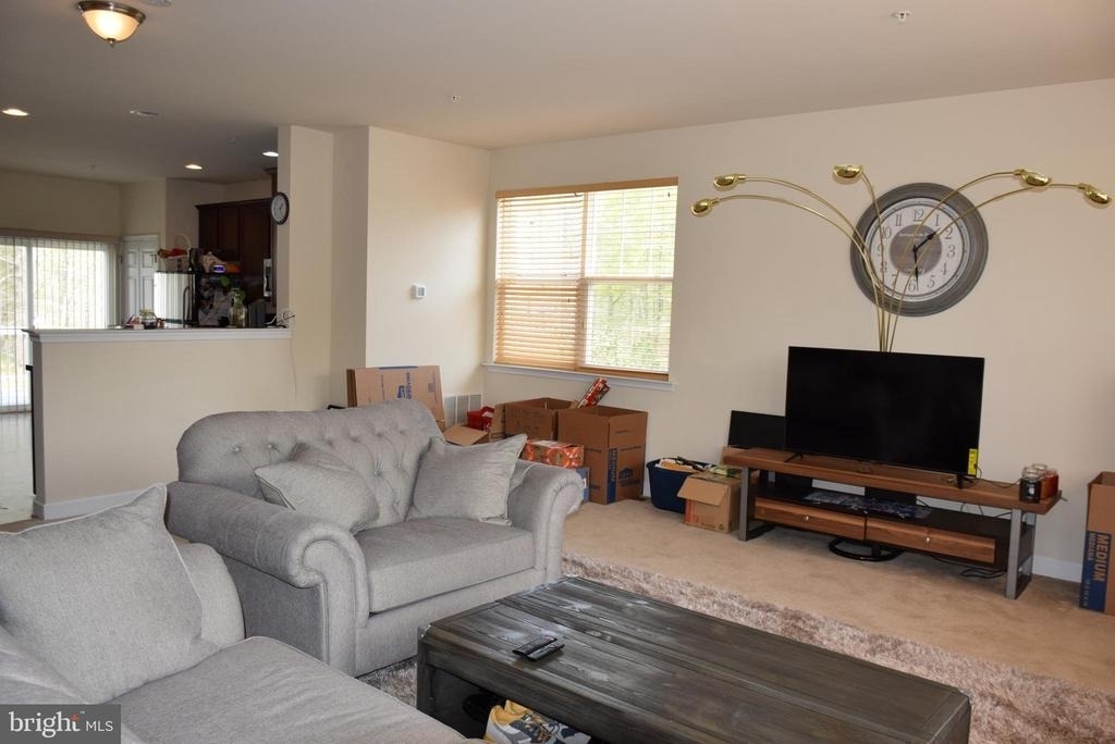 390 English Oak Lane - Photo 11