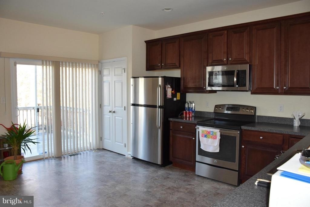 390 English Oak Lane - Photo 13