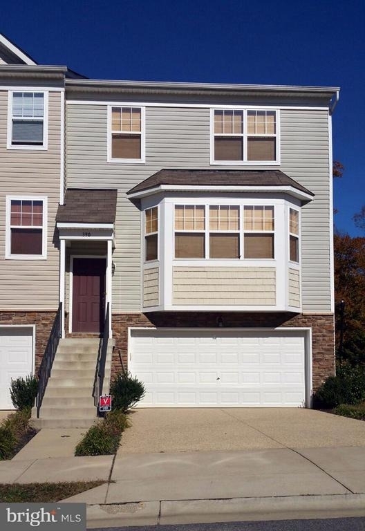 390 English Oak Lane - Photo 1
