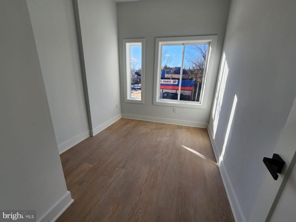 4905 Georgia Avenue Nw - Photo 4