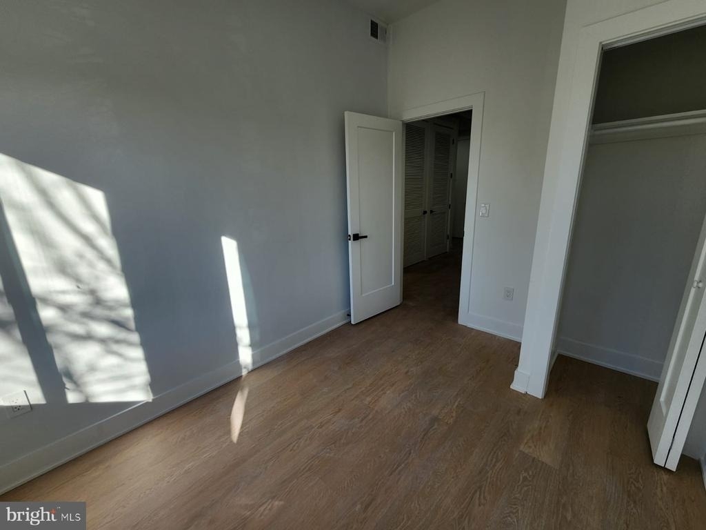 4905 Georgia Avenue Nw - Photo 5