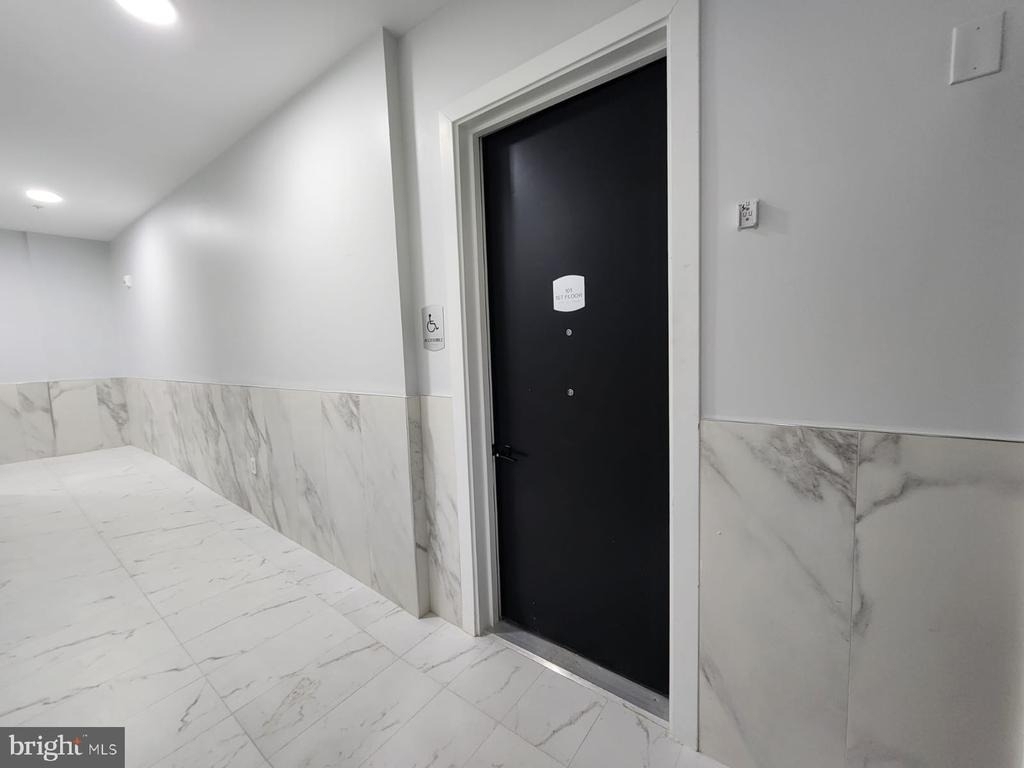 4905 Georgia Avenue Nw - Photo 1