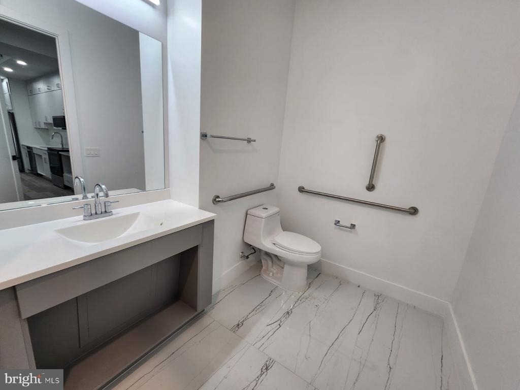 4905 Georgia Avenue Nw - Photo 8