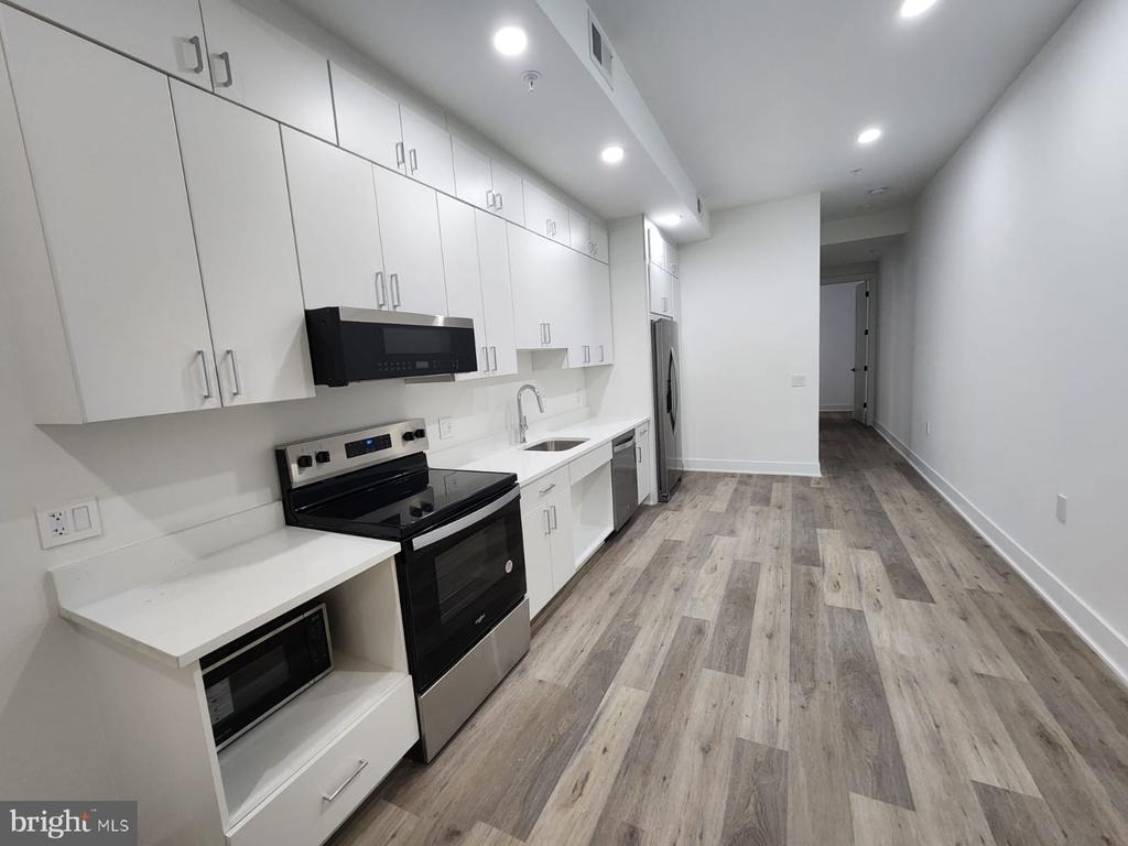 4905 Georgia Avenue Nw - Photo 2