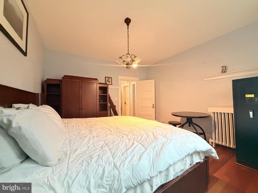 3119 South Dakota Avenue Ne - Photo 11
