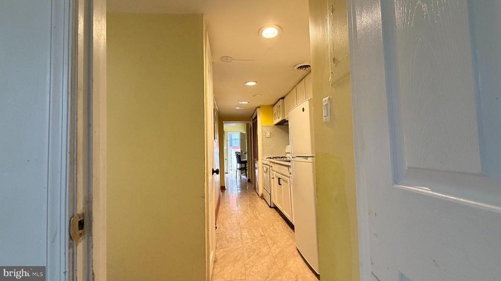 830 19th Street Ne - Photo 8