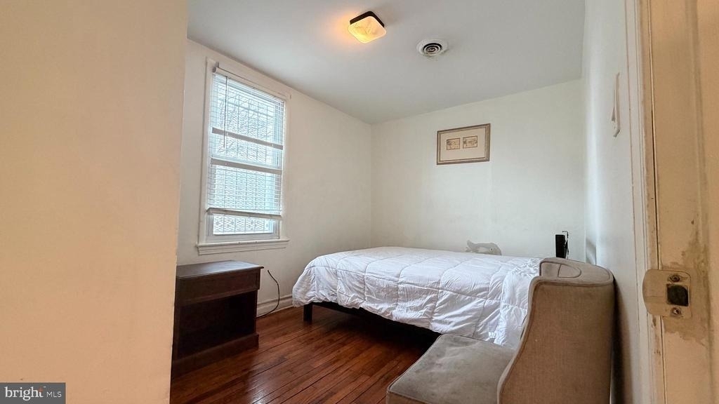 830 19th Street Ne - Photo 10