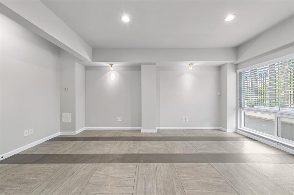 3110 Red River St - Photo 1