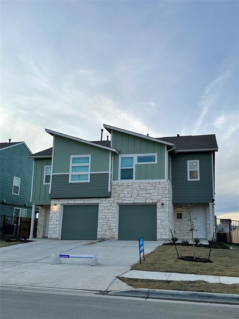 7316 Sparkling Light Dr - Photo 2